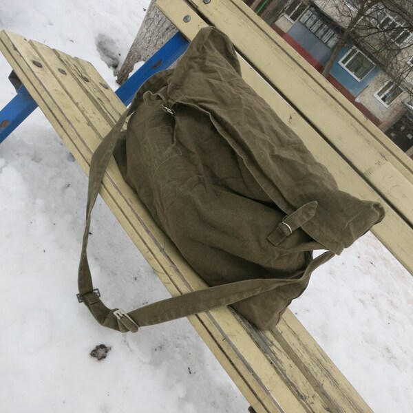 Waxed Canvas Messenger Bag. Cycling Bag. Tote Bag. Waxed Canvas. Dark Green.  Army Bag. Large Size.