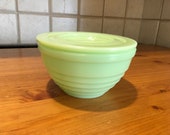 Jeanette Jadeite grease jar with lid Rare Vintage Drippings Bowl Skokie green Uranium Glass