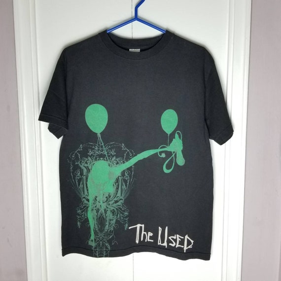 the used band shirt