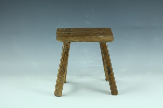 Office Furniture A Chinese Walnut Single Tree Piece Wood Tripod