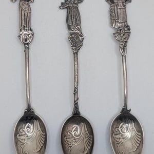 3 antieke Gorham Neurenberg sterlingzilveren lepels 5" (40 gram) in totaal