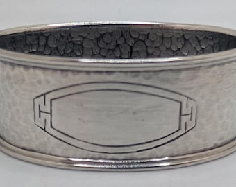 Servilleteros antiguos ovalados de plata esterlina martillados a mano de Webster Arts & Crafts