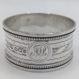 Antico anello per tovagliolo inglese in argento sterling con incisione delle iniziali "MP", datato 1911