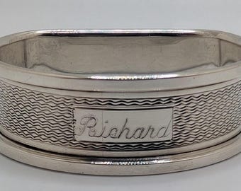 Anello portatovagliolo vintage inglese in argento sterling con incisione del nome "Richard", d. 1960, 10 g