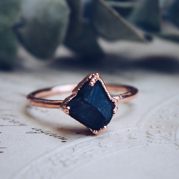 Raw black onyx ring, copper gemstone ring, alternative engagement ring, electroformed copper ring, raw crystal copper ring