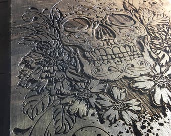 Personalized Sugar Skull Cutting Board, Unique Gifts for Women, Housewarming Gift, Unique Gifts for Sisters, Unique Gifts for Mom, Engraved
