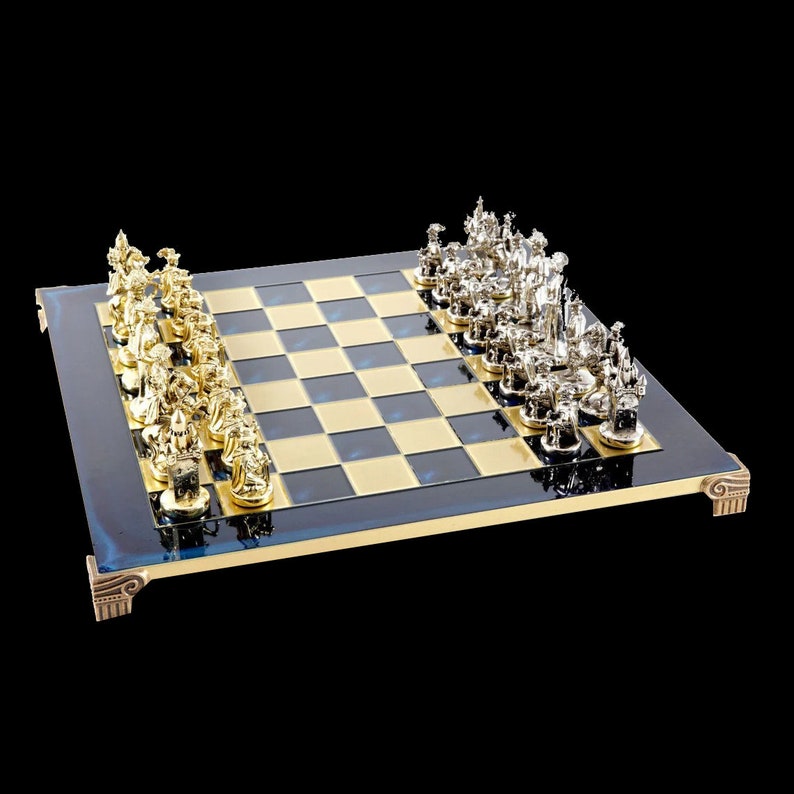 Medieval Knights Chess Set Gold and Silver Pawns 3 Board Colors to