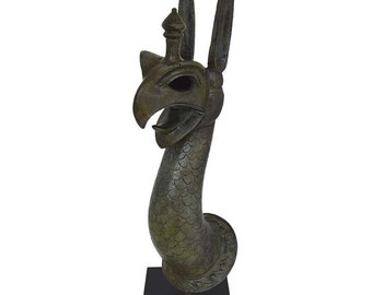 Estatua de bronce del grifo - Criatura mítica legendaria - Guardián del tesoro de Apolo