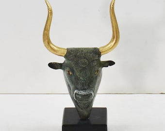 ミノタウロス、青銅の雄牛の像、雄牛の頭、博物館のレプリカ