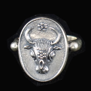 Minoan Bullhead Silver Ring-Size Us 8 1/2-Symbol of Power,Strength,Prosperity-Palace of Knossos-Crete-Bronze Age-Ancient Greece