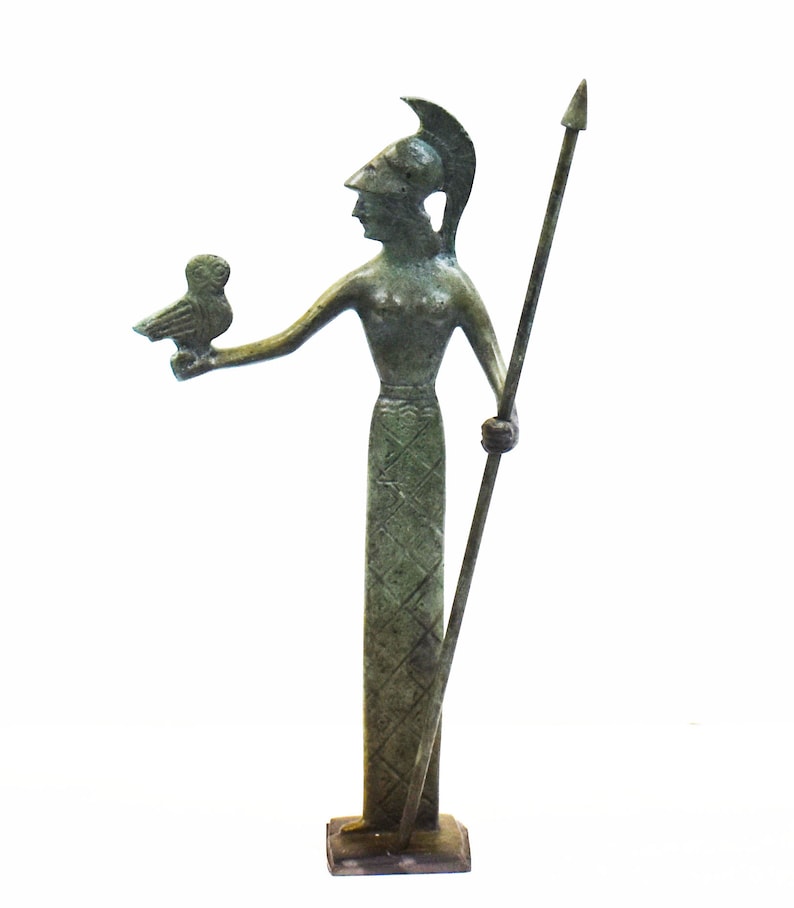 Déesse Athéna casquée avec sa chouette et une lance Statue en bronze Symbole de sagesse, d'artisanat, de guerre et de stratégie Grèce antique image 1