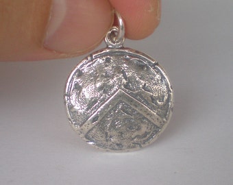 Spartan Shield Silver Pendant - King Leonidas - Ultimate Warriors - Thermopylae