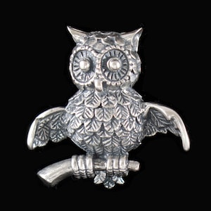 Athenian Owl, Handcrafted Silver Brooch-Pin Goddess Athena Sacred Bird Symbol of Wisdom Intelligence and Knowledge Ancient Greece Gift Idea