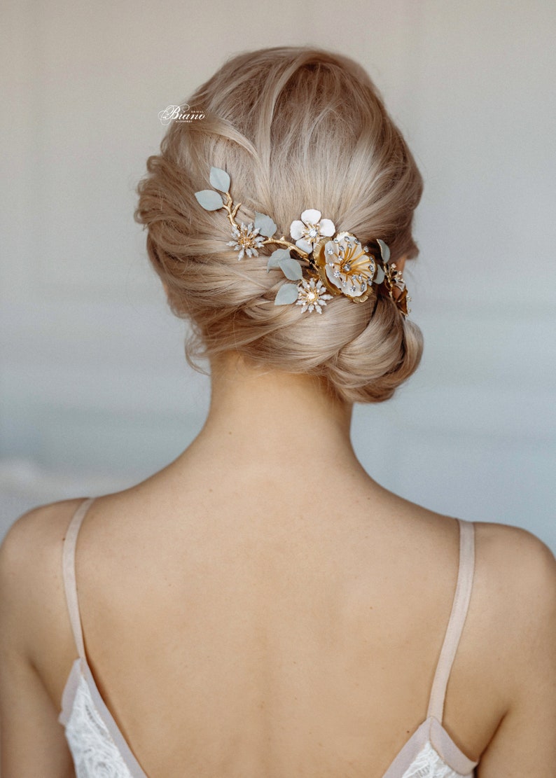 floral comb wedding