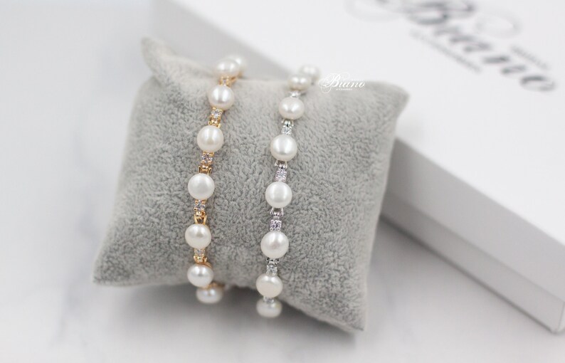 Sis Freshwater Pearl earrings Bridal long earrings Wedding pearl jewelry set Pearl bracelet for bride Statement jewelry Dangle earrings