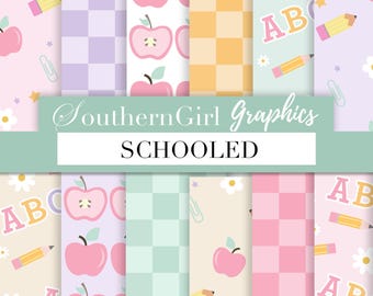 Puede incluir: Colección de papeles digitales con diseños escolares. Los diseños incluyen manzanas rosas, lápices, margaritas y patrones de cuadros en colores pastel. Se muestra el texto "Southern Girl Graphics" y "SCHOOLED".