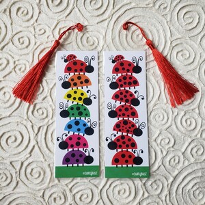 Marque-page superposition de coccinelles SwirlyBugz - coccinelles, arc-en-ciel