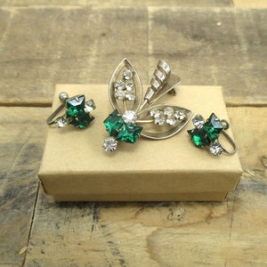 Emerald Green Rhinestone Earrings and Matching Brooch - Classic Vintage Rhinestone Demi Parure Set, for a Wedding, Prom, or Gift!