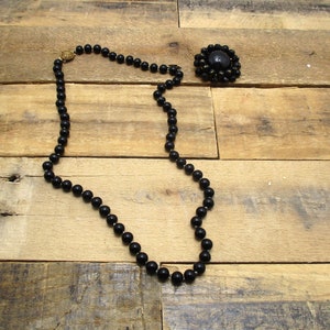 Vintage Black Jewelry Set - Necklace and Statement Brooch. Perfect for a Holiday or NYE Outfit!