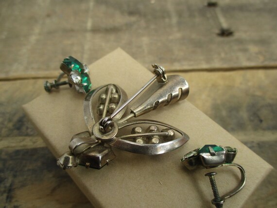 Emerald Green Rhinestone Earrings and Matching Br… - image 8