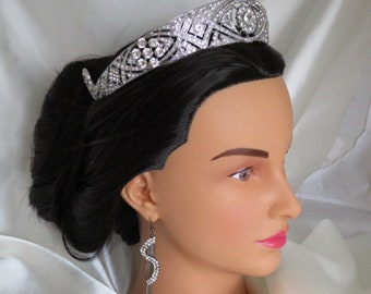 Meghan Markle Tiara Royal Wedding Tiara Crystal Rhinestone Silver Prom Headpiece Wedding Accessories Bling Fairytale Veil Headband