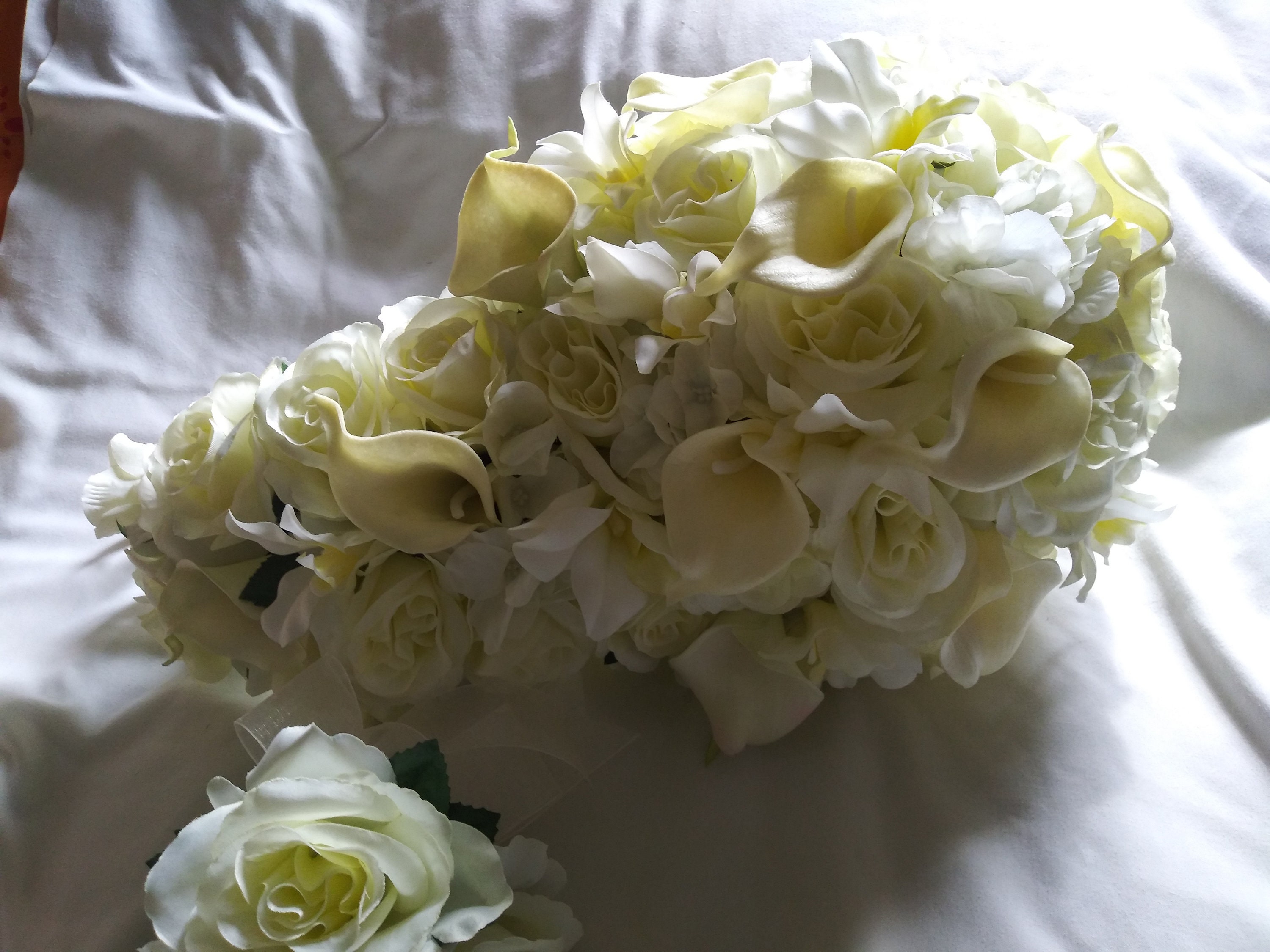 Ivory Cascade Bouquet Calla Lilies And Roses Etsy