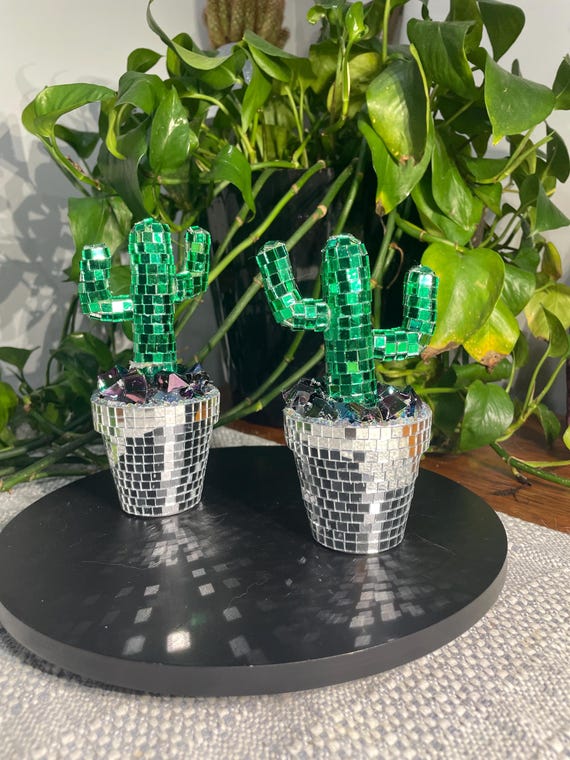 kunstpflanze eukalyptus topf Kunstpflanze Eukalyptus – 120 cm eleganter Blattschmuck für dein Zuhause main image 1