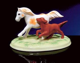 Porcelain Figurine of a Paint Pony and Irish Setter