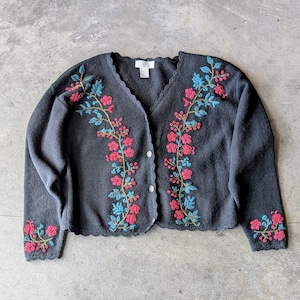 Vintage Ralsey Black Red Floral Wool V-Neck Button Front Cardigan Sweater small