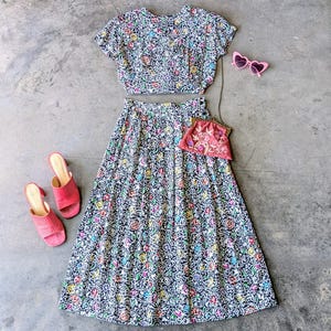 Vintage JH Collectibles Black Colorful Floral Top and Midi Skirt Set size 8