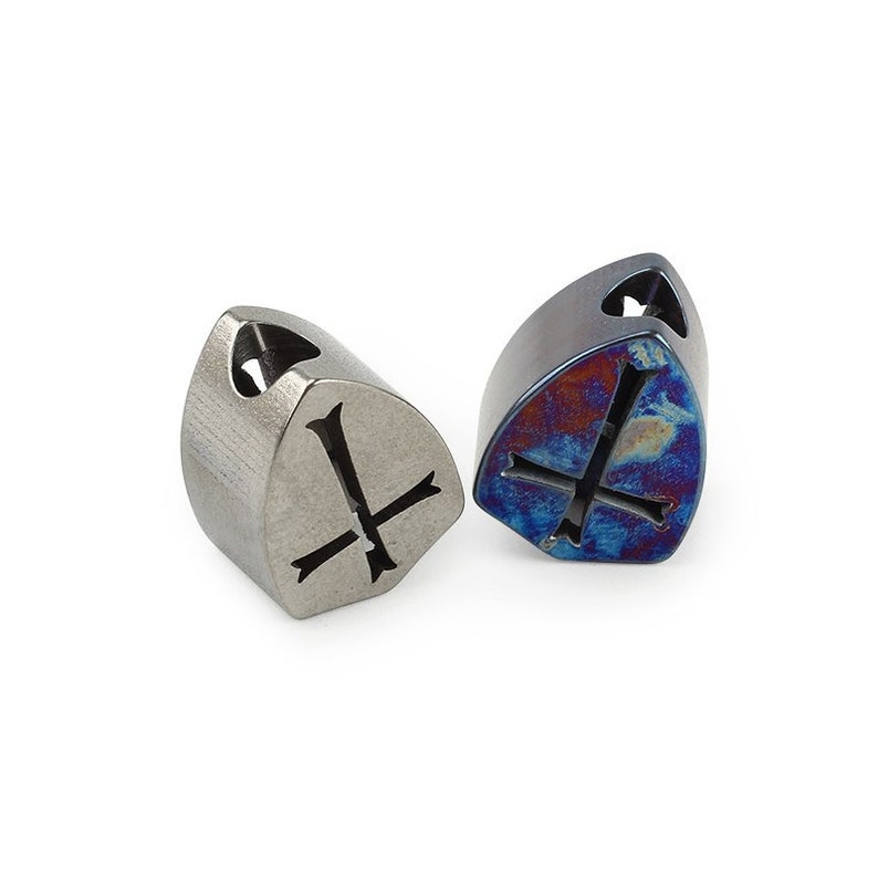 Paracord titanium cross shield beads GrayFlame