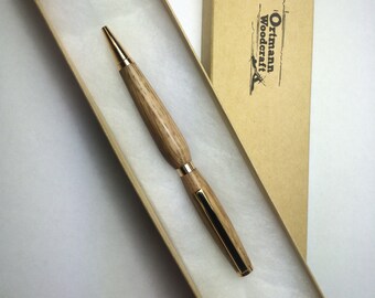 Penna/matita in legno fatta a mano con barile di whisky