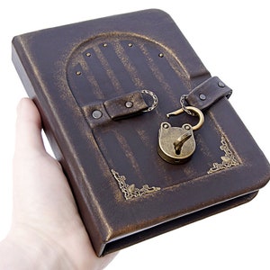 Cuaderno artesanal de papel antiguo, libreta de cuero con candado, libro de tapa dura en blanco