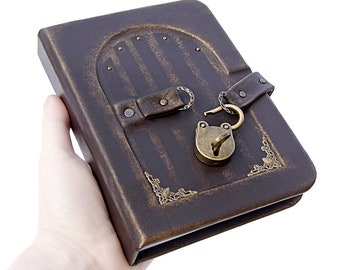 Handgefertigtes Journal aus altem Papier, Leder abschließbares Notizbuch, blanko Hardcover Buch