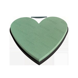 OASIS® NAYLORBASE® Ideal Floral Foam Maxlife - Closed Heart - 43cm (17&quot;) Heart Shaped Foam, Valentine Foam Heart, Valentines Day