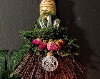 Altar Besom, Witches Besom, Celtic Witch Broom, Altar Broom, Cinnamon Broom, Crystal Witch Broom, Crystal Altar Broom, Quartz Altar Besom