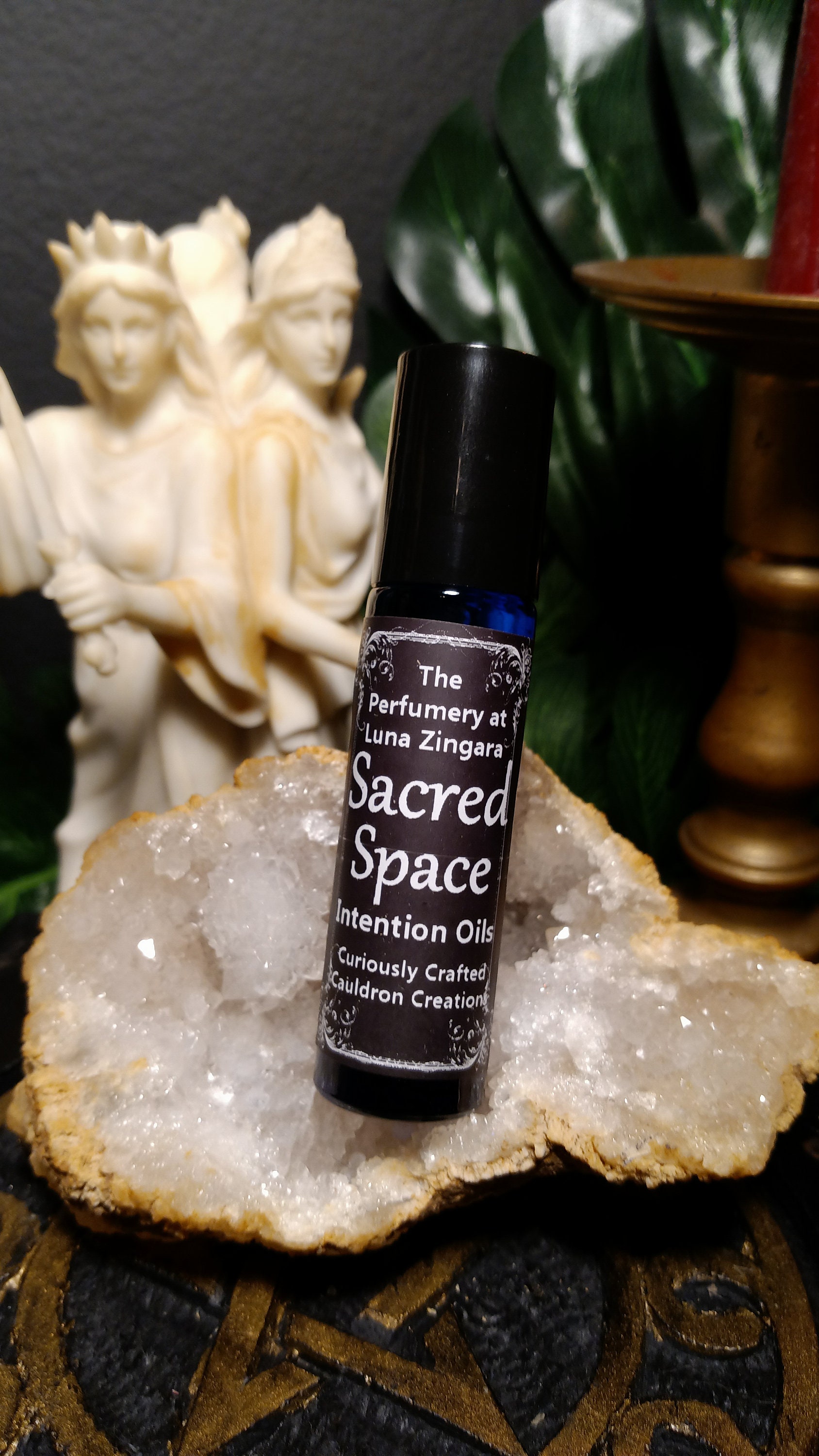 Sacred Space Oil, Shielding Oil, Anointing Perfume Oil, Protection Perfume Oil, Witch Perfume Oil, Dragons Blood Oil, Palo Santo Oil