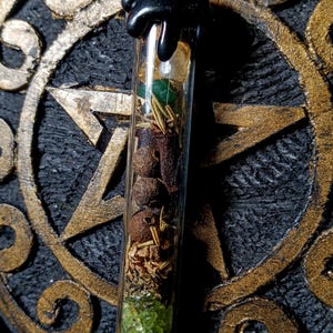 Prosperity Amulet, Money Drawing Pendant, Good Fortune Amulet, Money Amulet, Good Luck Pendant, Money Spell Pendant, Money Amulet.
