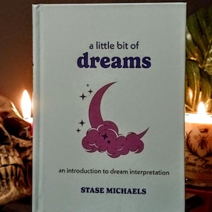 Little Bit of Dreams, Dream Interpretation, Dream Guide, Dream meanings, Dream Analysis Book, Instructional Book