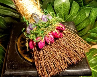 Altar Besom, Witches Besom, Witch Broom, Altar Broom, Cinnamon Broom, Crystal Witch Broom, Crystal Altar Broom, Mini Altar Besom, Amethyst