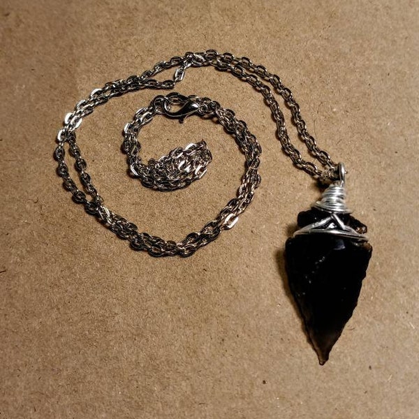 Obsidian Arrowhead, Arrowhead Pendant, Silver Chain Arrowhead, Obsidian Pendant, Native American, Native Arrowhead, protection pendant,