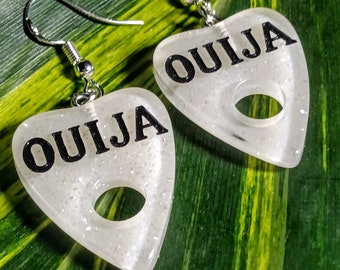 Planchette Earrings, Ouija Earrings, Spirit Board Earrings, Resin Planchette, spooky Earrings, Witch Earrings, Goth Earrings, Planchette