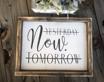 Motivational Wood Sign: Distressed Farmhouse Decor