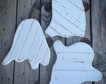 Ready to ship! Shiplap ghosts, ghosts, halloween decor, Halloween, boo, hey boo, spooky, ghost decor