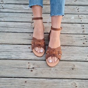 Nieuwe handgemaakte leren sandalen voor vrouwen met zacht bed, enkelbandje, sandalen op blote voeten, gladiator sandalen met gesp, handgemaakte Griekse sandalen