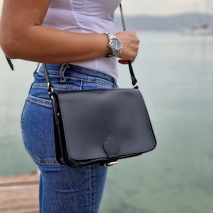 Bolso bandolera de piel negro, bolso bandolera de piel, cartera, bolso hecho a mano, bolso de mano para mujer, bolso bandolera para mujer, bolso de sillín, regalo para ella