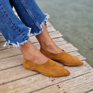 Leather mules shoes, women's loafers, black leather flats, black slippers, leather shoes, moccasins, slip on pointy mules, pvc sole Camel