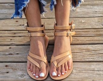 Leather strappy buckled Sandals for women, Ankle straps flats, Barefoot Sandals, Gladiator Sandals with buckles, summer flats.