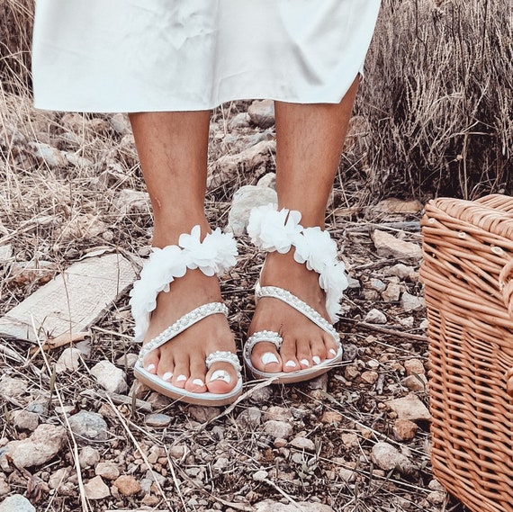 White Decorated Sandals, Handmade Premium Leather Shoes, Wedding Flats,  Summer Shoes, Luxury Shoes, Rubber Antislip Sole, Bridesmaid Shoes - Etsy