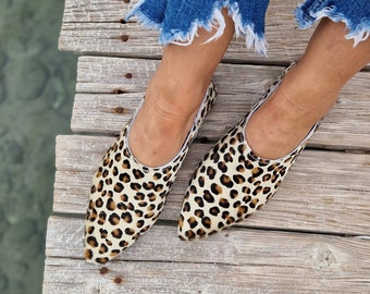 Leopard Leather mules for women, women loafers, leather slippers, leather shoes, slip on flats, pointed toe shoes, soft leather moccasin